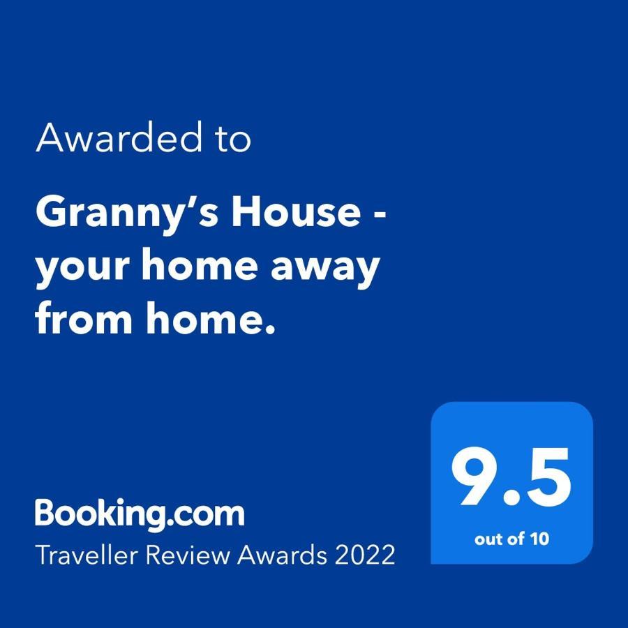Grannys House Villa Angra do Heroísmo Exteriör bild